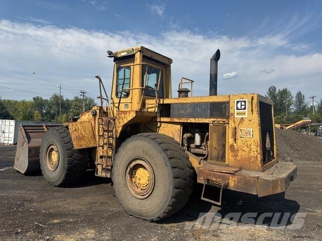 CAT 980C Gumikerekes homlokrakodók