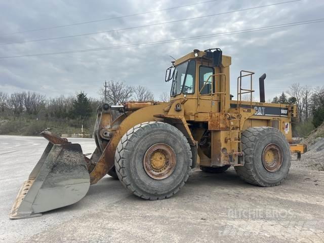 CAT 980F Gumikerekes homlokrakodók