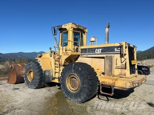 CAT 980F Gumikerekes homlokrakodók