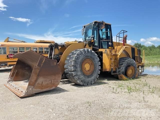CAT 980G Gumikerekes homlokrakodók