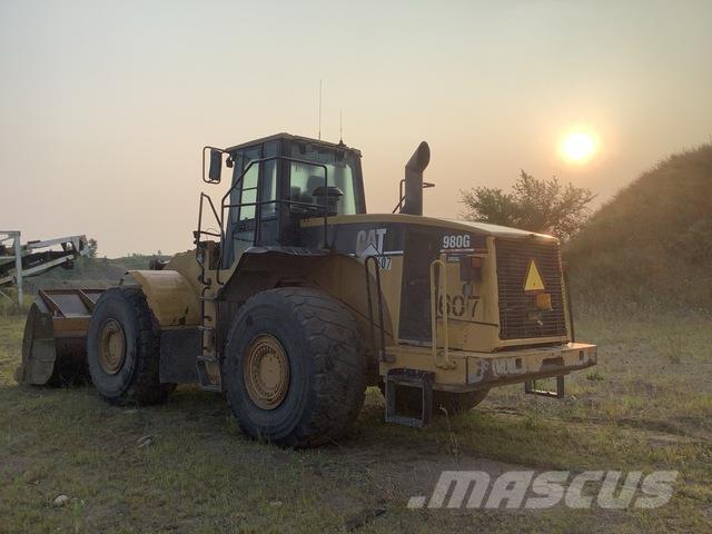 CAT 980G Gumikerekes homlokrakodók