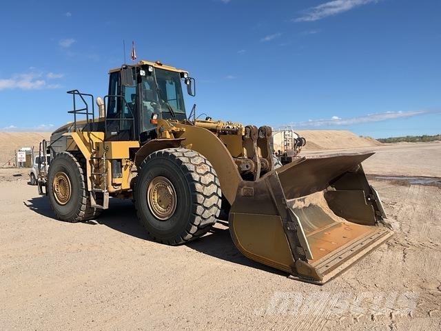 CAT 980G Gumikerekes homlokrakodók