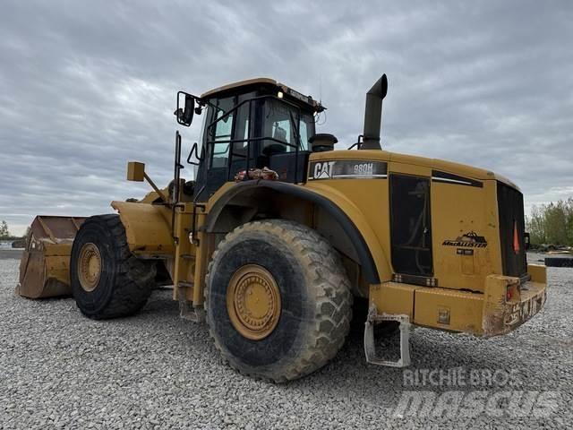 CAT 980H Gumikerekes homlokrakodók