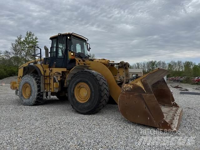 CAT 980H Gumikerekes homlokrakodók