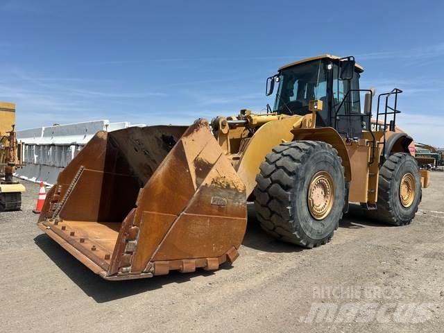 CAT 980H Gumikerekes homlokrakodók