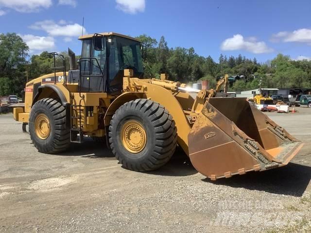 CAT 980H Gumikerekes homlokrakodók