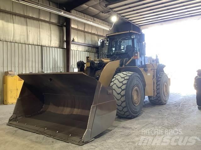 CAT 980H Gumikerekes homlokrakodók