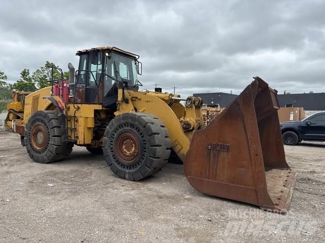 CAT 980H Gumikerekes homlokrakodók