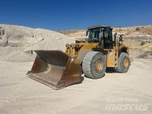 CAT 980H Gumikerekes homlokrakodók
