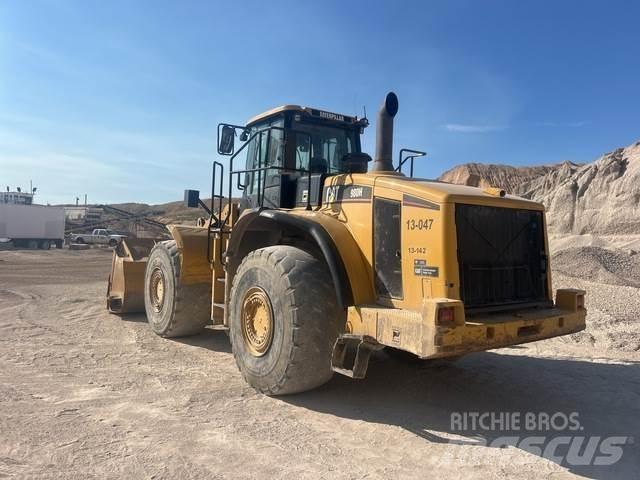 CAT 980H Gumikerekes homlokrakodók
