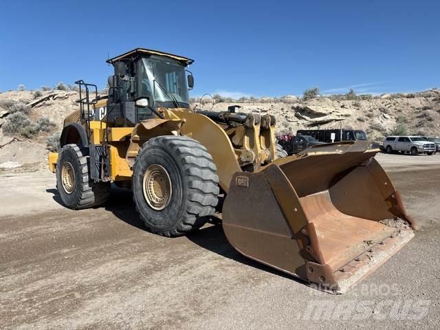 CAT 980K Gumikerekes homlokrakodók