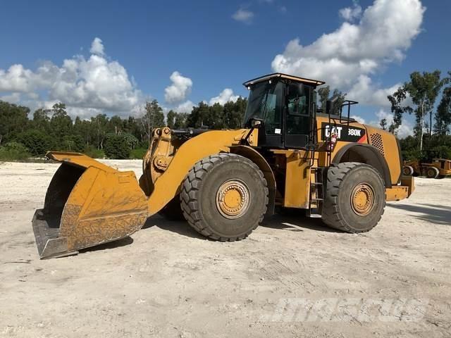 CAT 980K Gumikerekes homlokrakodók