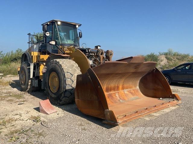 CAT 980K Gumikerekes homlokrakodók
