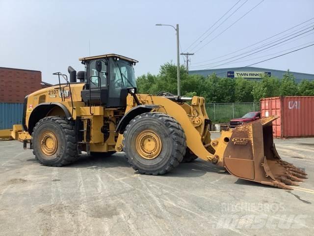 CAT 980M Gumikerekes homlokrakodók