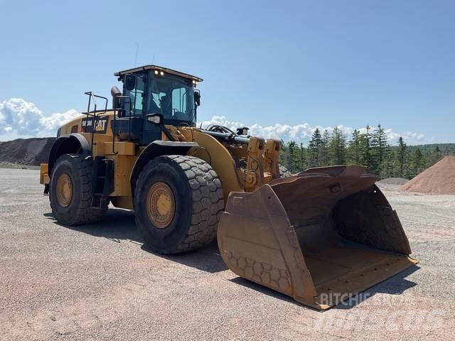 CAT 980M Gumikerekes homlokrakodók