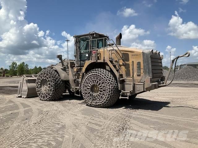 CAT 980M Gumikerekes homlokrakodók