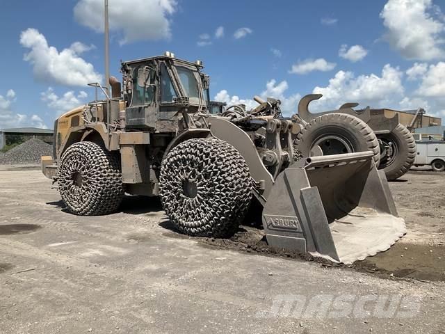 CAT 980M Gumikerekes homlokrakodók