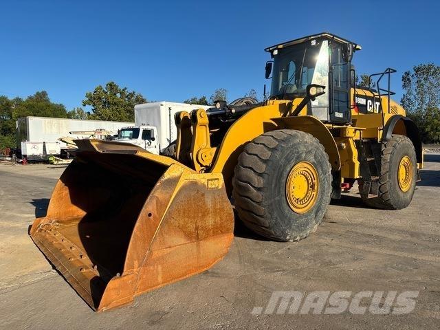 CAT 980M Gumikerekes homlokrakodók