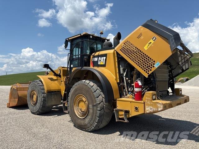 CAT 980M Gumikerekes homlokrakodók