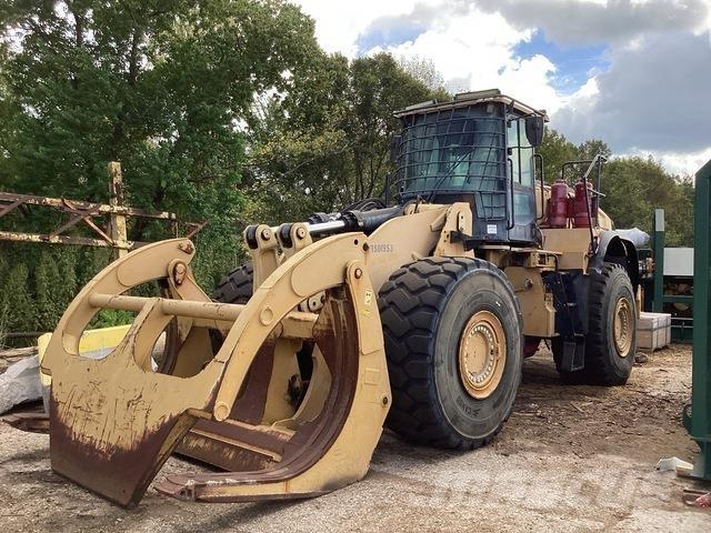 CAT 980M Gumikerekes homlokrakodók