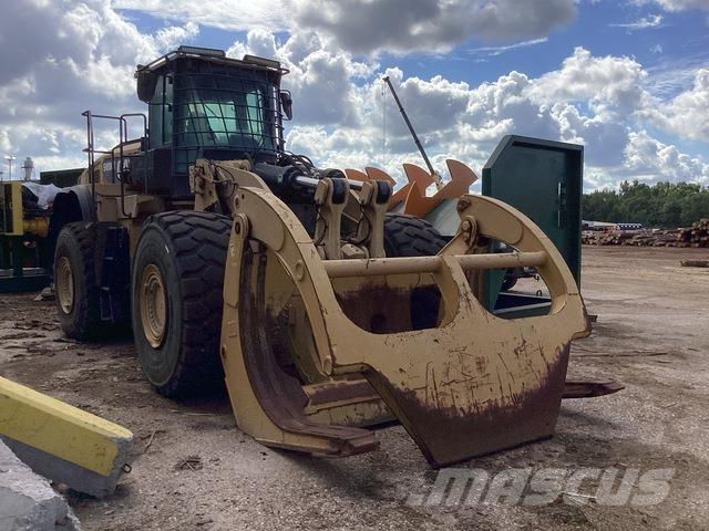CAT 980M Gumikerekes homlokrakodók