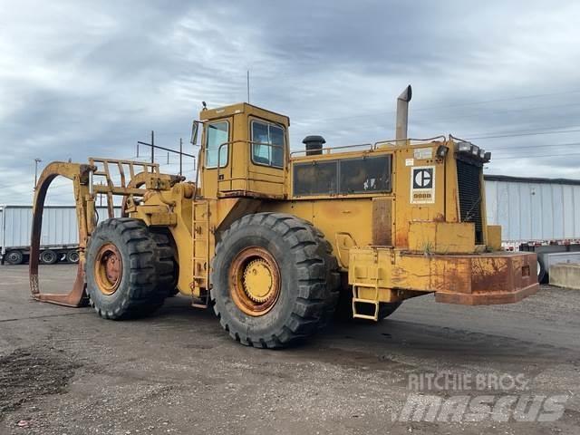 CAT 988B Gumikerekes homlokrakodók