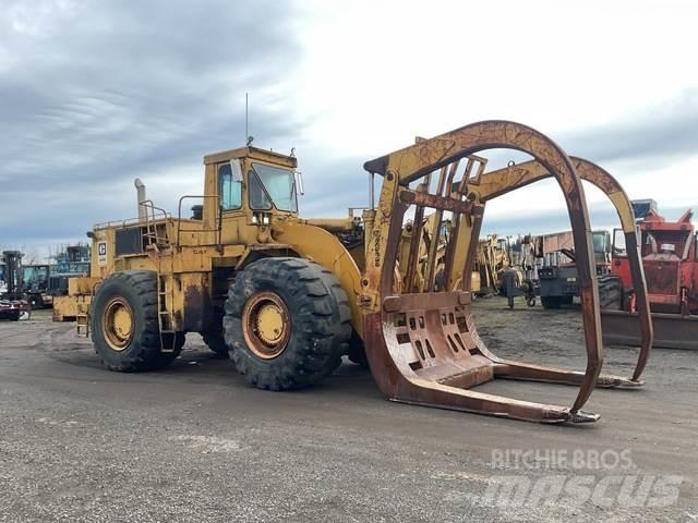 CAT 988B Gumikerekes homlokrakodók