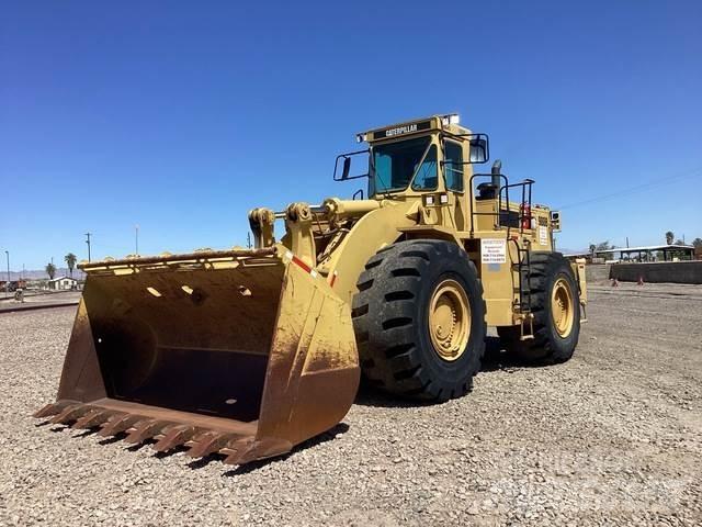CAT 988B Gumikerekes homlokrakodók