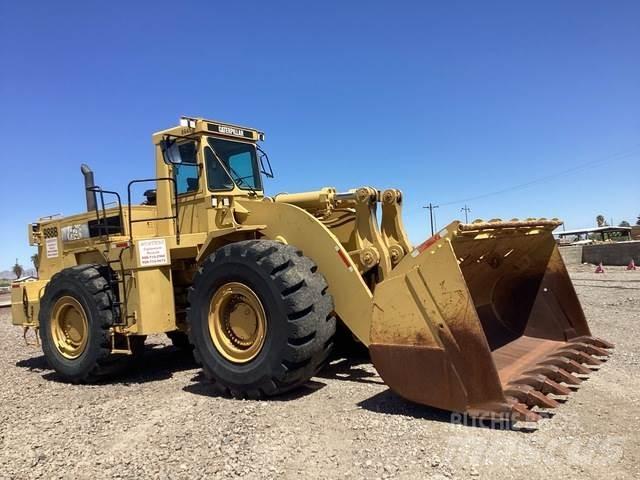 CAT 988B Gumikerekes homlokrakodók