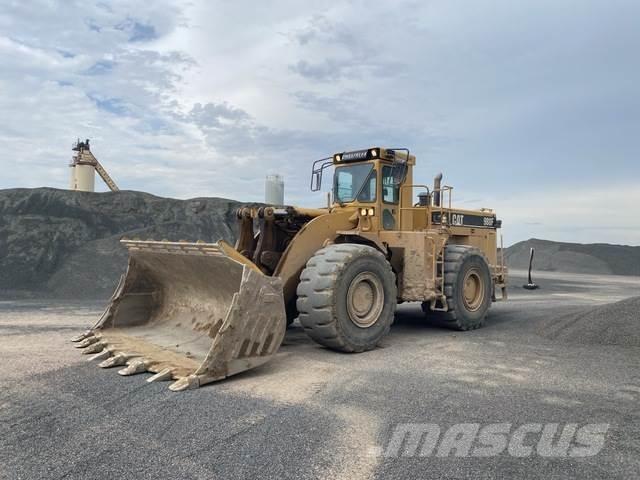 CAT 988F Gumikerekes homlokrakodók