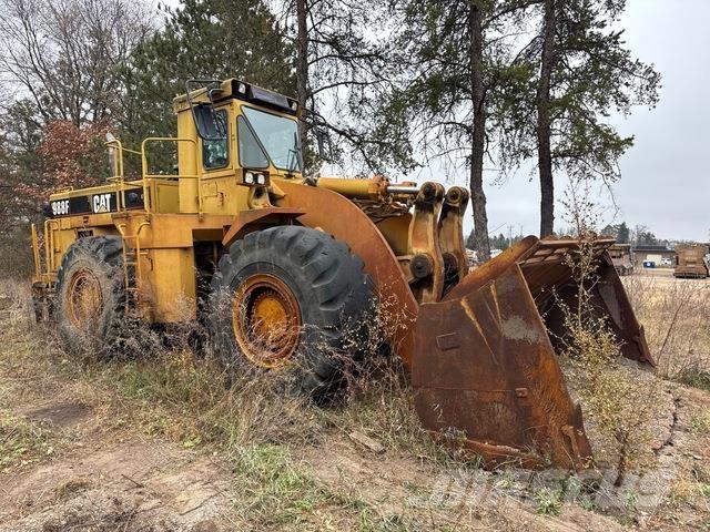 CAT 988F Gumikerekes homlokrakodók