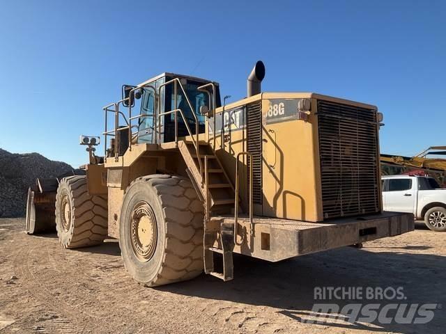 CAT 988G Gumikerekes homlokrakodók