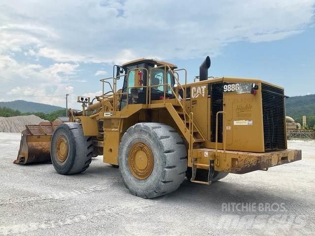 CAT 988G Gumikerekes homlokrakodók