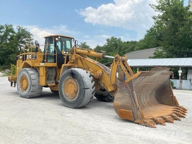 CAT 988G Gumikerekes homlokrakodók