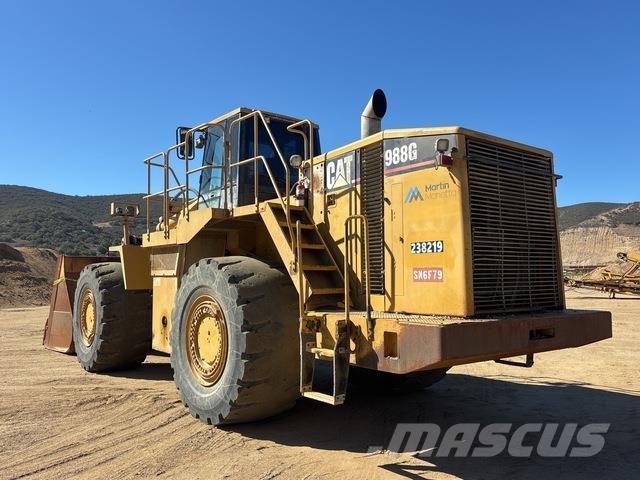 CAT 988G Gumikerekes homlokrakodók