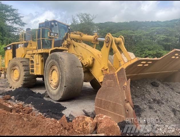 CAT 988H Gumikerekes homlokrakodók