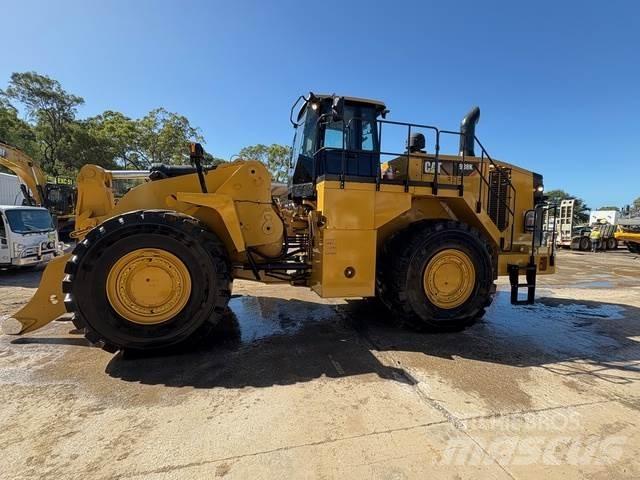 CAT 988K Gumikerekes homlokrakodók