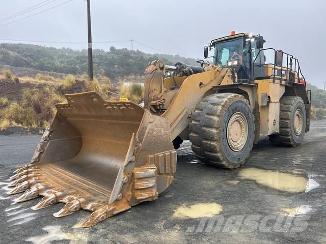 CAT 988K Gumikerekes homlokrakodók