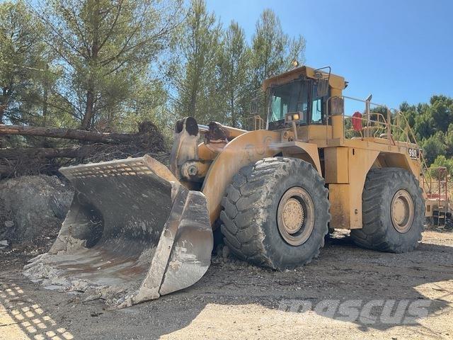 CAT 990 Gumikerekes homlokrakodók