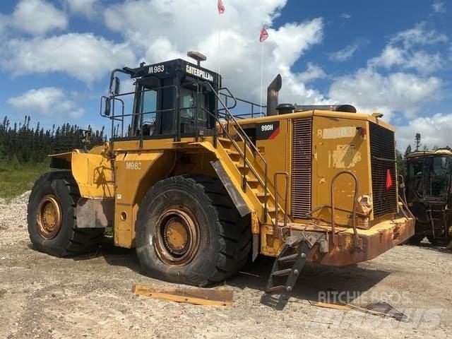CAT 990H Gumikerekes homlokrakodók