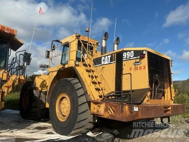 CAT 990H Gumikerekes homlokrakodók