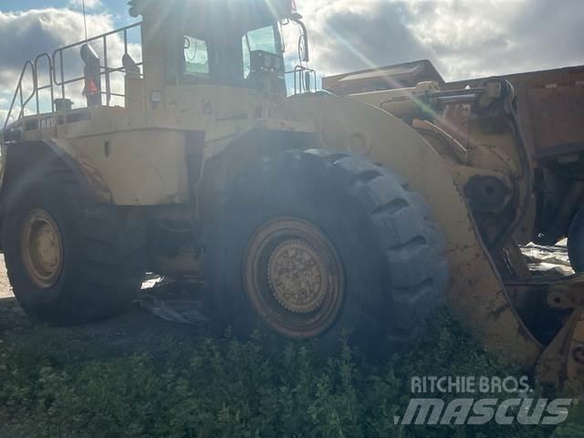 CAT 990H Gumikerekes homlokrakodók