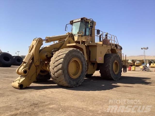 CAT 992G Gumikerekes homlokrakodók