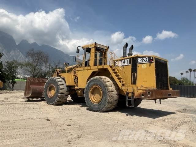 CAT 992G Gumikerekes homlokrakodók