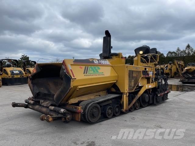 CAT AP-1055D Aszfalt terítõ gépek