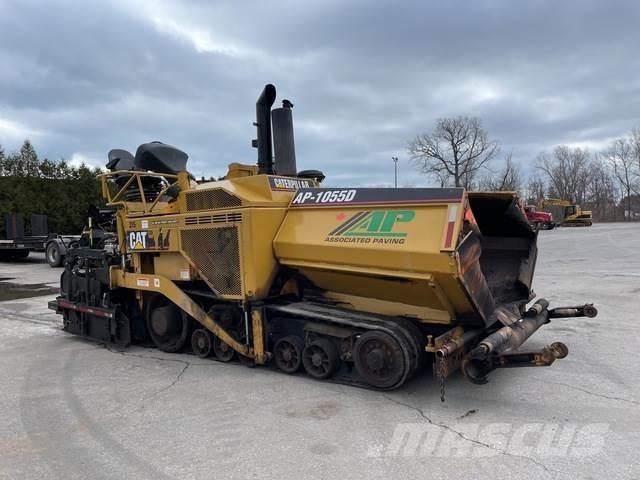 CAT AP-1055D Aszfalt terítõ gépek