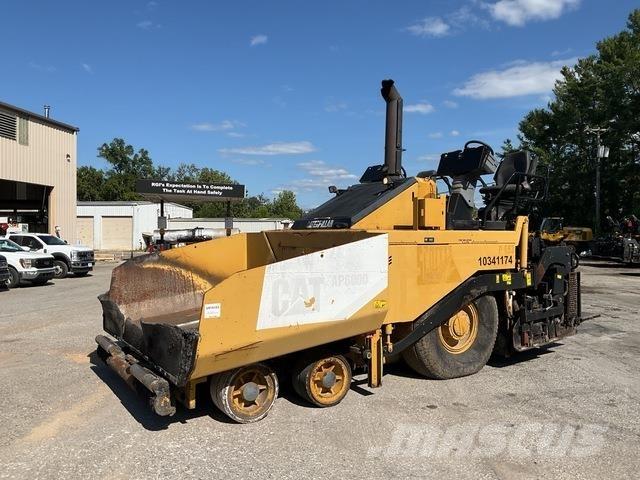 CAT AP-600D Aszfalt terítõ gépek