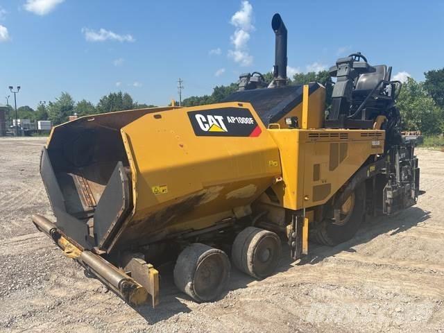 CAT AP1000F Aszfalt terítõ gépek