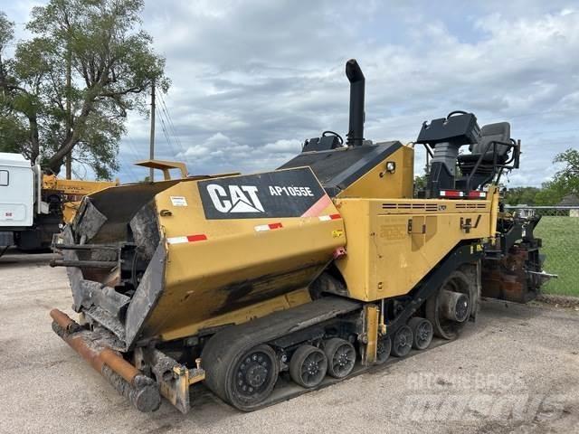CAT AP1055E Aszfalt terítõ gépek