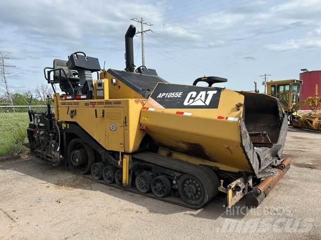 CAT AP1055E Aszfalt terítõ gépek